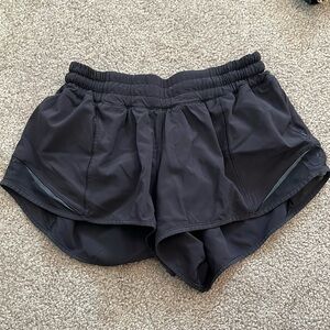 Lululemon Hotty Hot Shorts in Black
